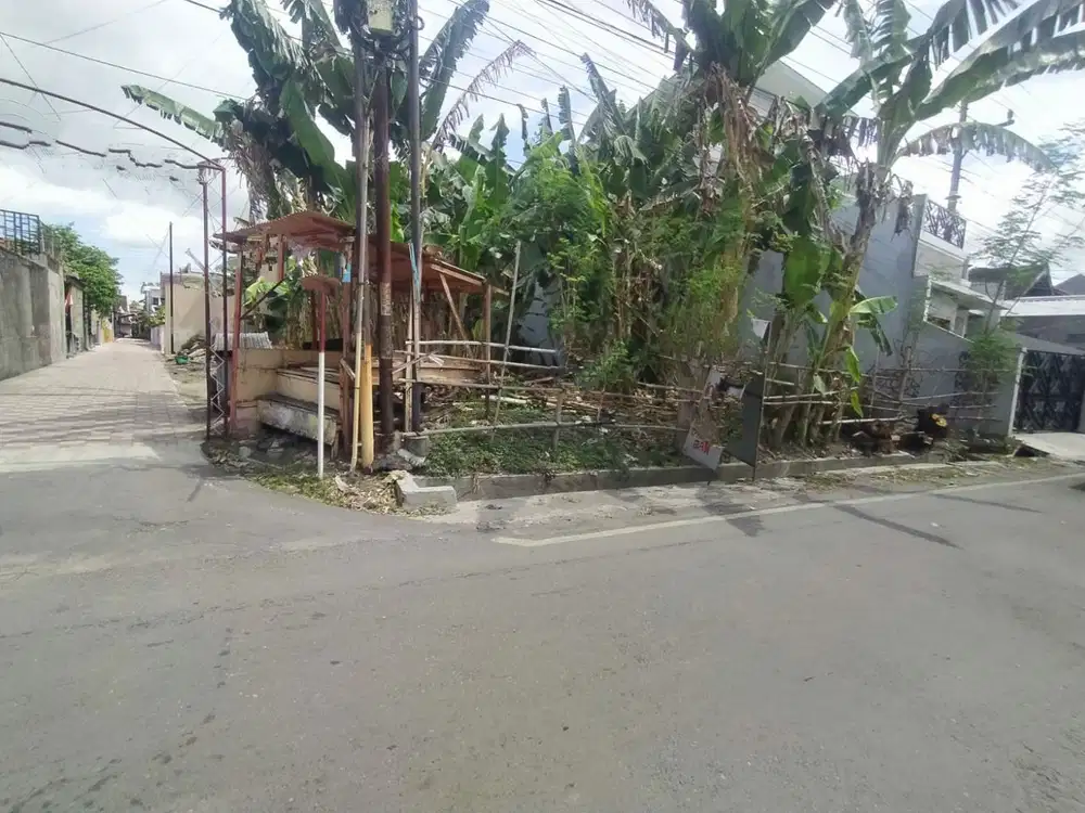 Tanah Pekarangan 280m² Strategis di Solo