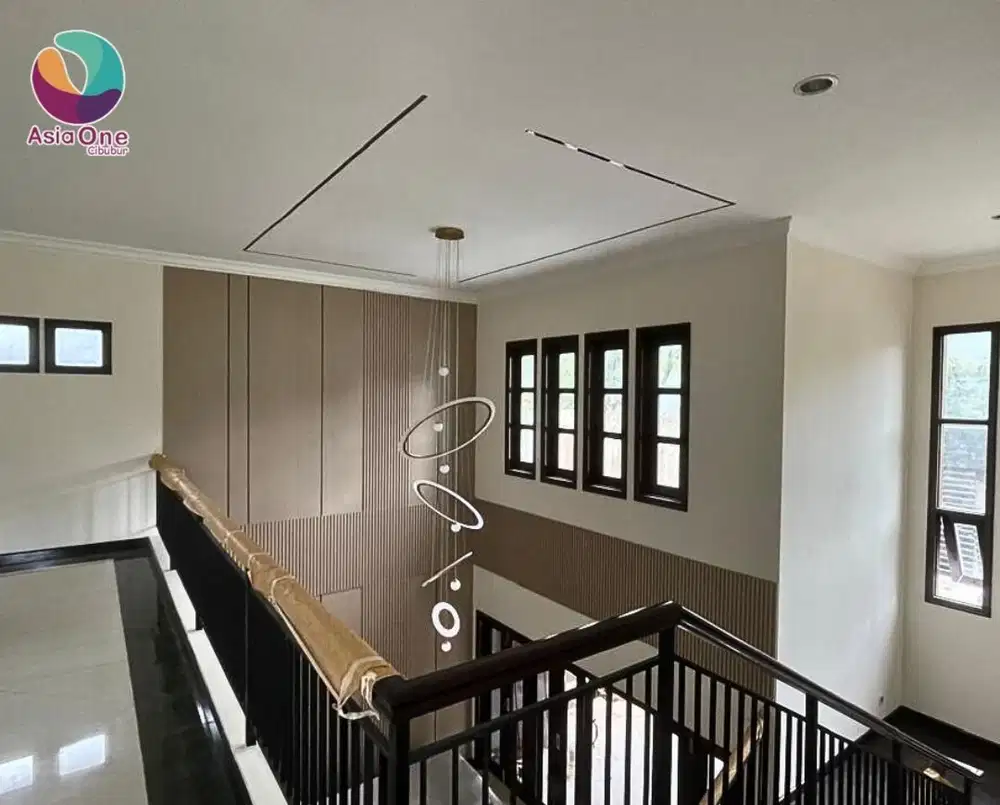 Dijual cepat rumah mewah 2 lantai akses pintu tol jatikarya