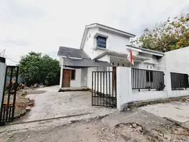 Rumah Nyaman dan Luas 330m² Kartosura