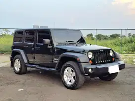 Jeep Wrangler WANGLER SPORT Unlimited AT 2011 Bensin