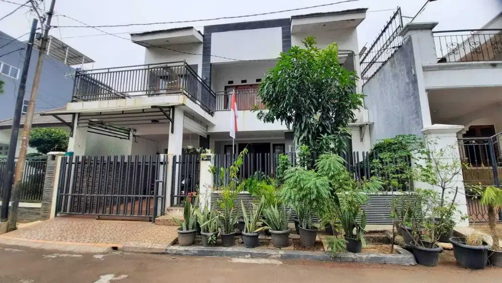 Rumah Siap Huni dalam Kompleks di Kelapa Gading, Jakarta Utara