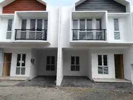 Rumah Skandinavian 2 Lantai Siap Huni di Jatiwaringin Pondok Gede