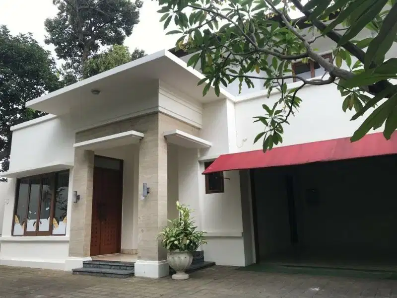 Dijual rumah ada kolam renang di Antasari Cipete Selatan Jakarta