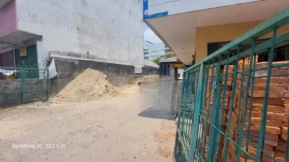 Dijual lahan pinggir jalan 500meter dari Summarecon Bekasi