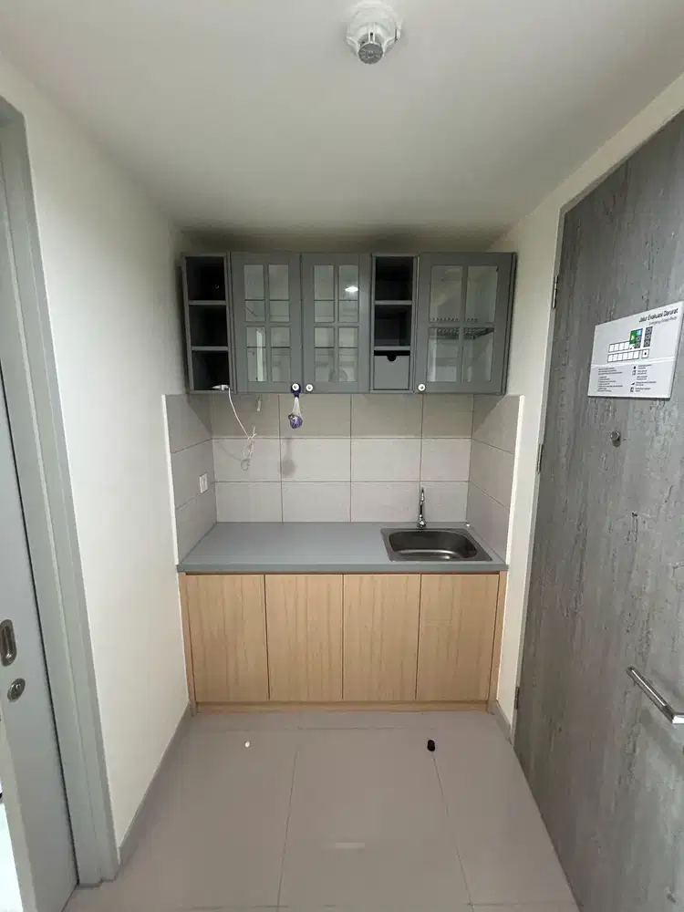 Disewakan MURAH Apartemen 2Bedroom Osaka Riverview Semi Furnished
