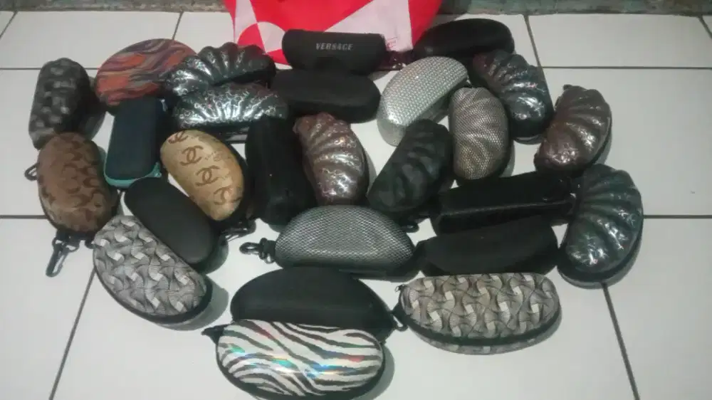 Box/kotak kacamata fashion dan kacamata baca