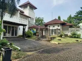 Dijual Rumah di Taman Tirta Golf BSD CITY, rumah nuansa resort