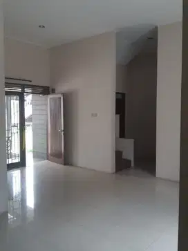 Dijual Rumah 2 Lantai Pesona Pasteur Regency Bandung