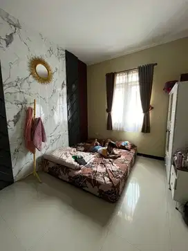 Dijual Rumah lokasi strategis di sayap Jl.Logam
