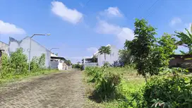 Tanah Malang dekat dengan Bandara abdurahman saleh