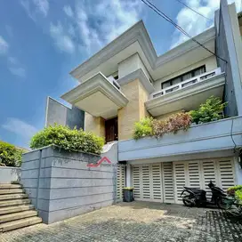 Rumah Mewah Lux Strategis Dekat Senopati