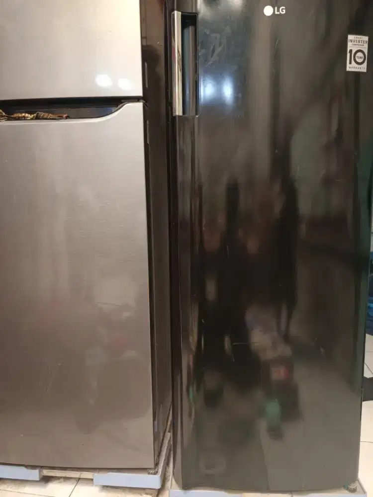 Jual freezer LG