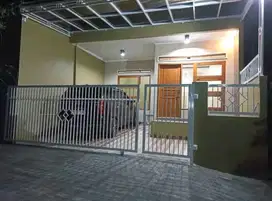 Rumah modern di cluster Cihanjuang dkt sariwangi
