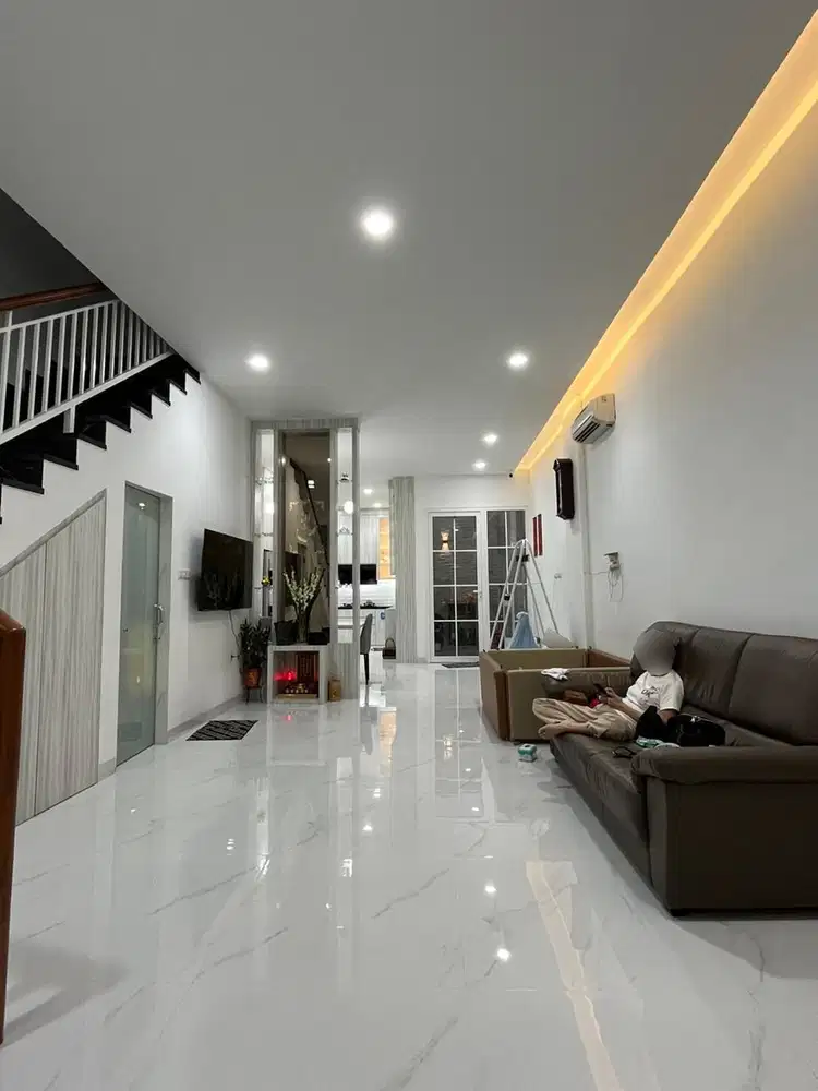 Villa Komplek Madio Regency ( Madio Santoso / Krakatau )