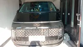Hyundai staria 9 seat black th 2022