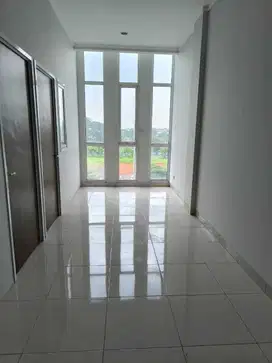 Ruko ramai siap pakai di Burgundy Summarecon Bekasi
