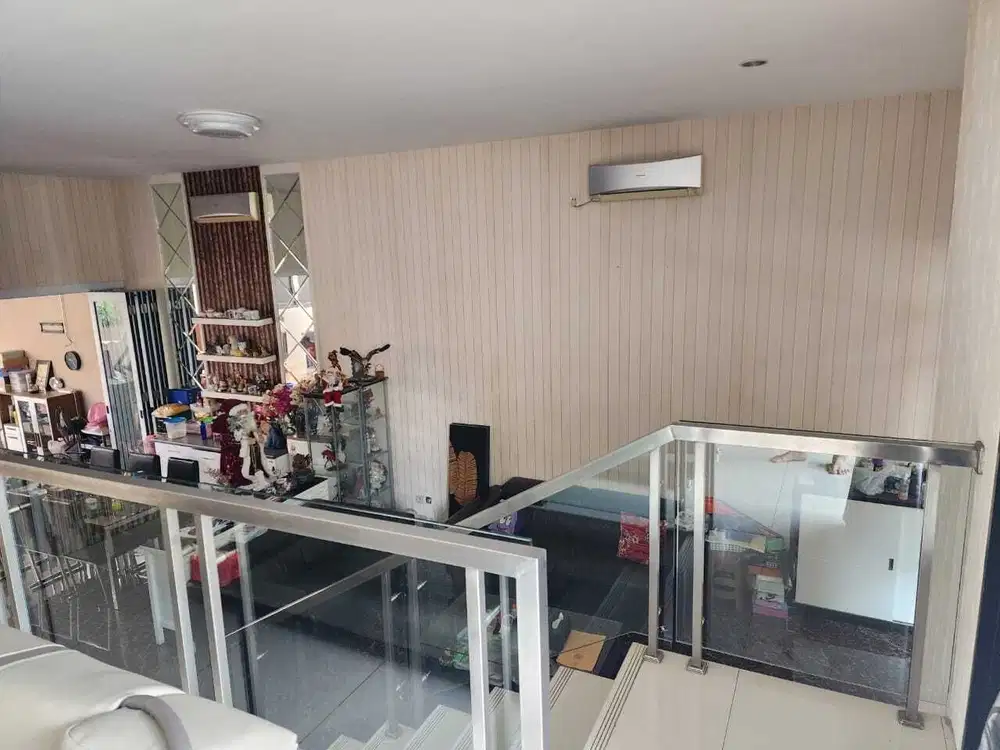 DIJUAL RUMAH CANTIK FULL FURNISHED CITRA GARDEN 6 JAKARTA BARAT