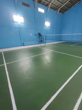 Dijual Rumah + Lapangan Badminton 3 Lantai Tanah 252m2 di Kota Bandung