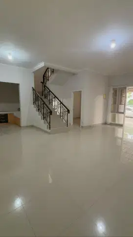 Disewakan Rumah Cluster Trimezia, Gading Serpong