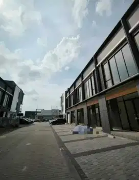 DISEWAKAN CEPAT RUKO BARU DI HAMPTON ( GADING SERPONG )