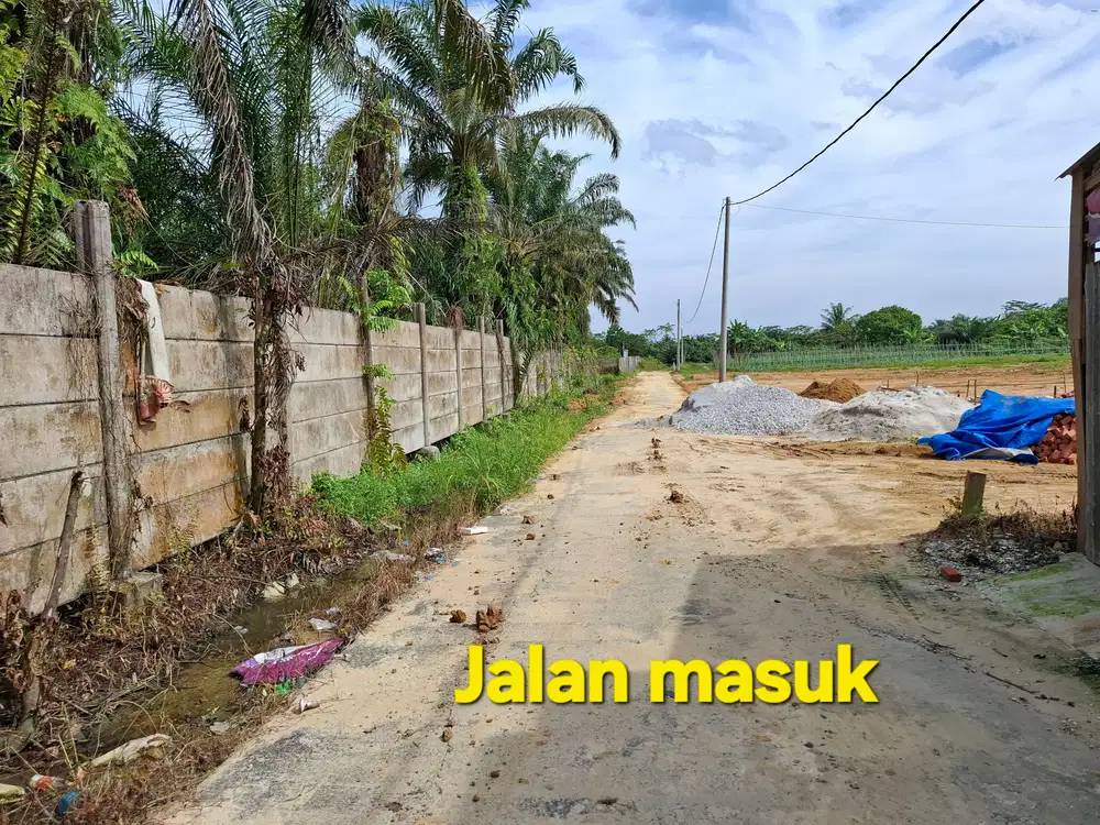 Tanah di jalan Pesantren Kulim kota Pekanbaru 16590m2