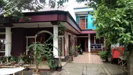Rumah Pinggir Jalan  Jakarta Timur Dekat MRT, Tol Jagorawi Ciracas