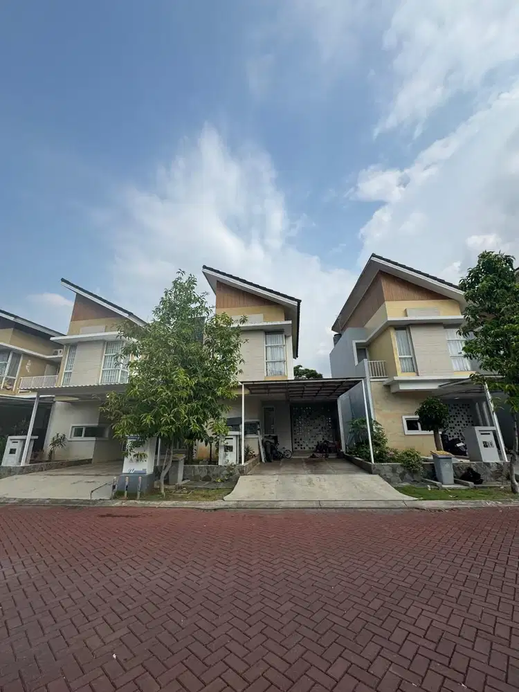 Rumah bagus di cluster lavesh harapan indah