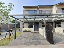 RUMAH MEWAH DAN MURAH DI GADING SERPONG DP 2,5% BY PARK SERPONG