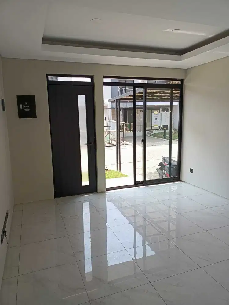 Dijual Rumah 100% Baru Siap Huni Minimalis  di Kota Baru Parahyangan