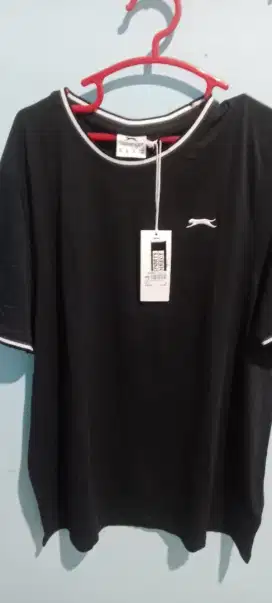 Jual kaos masih baru sekali