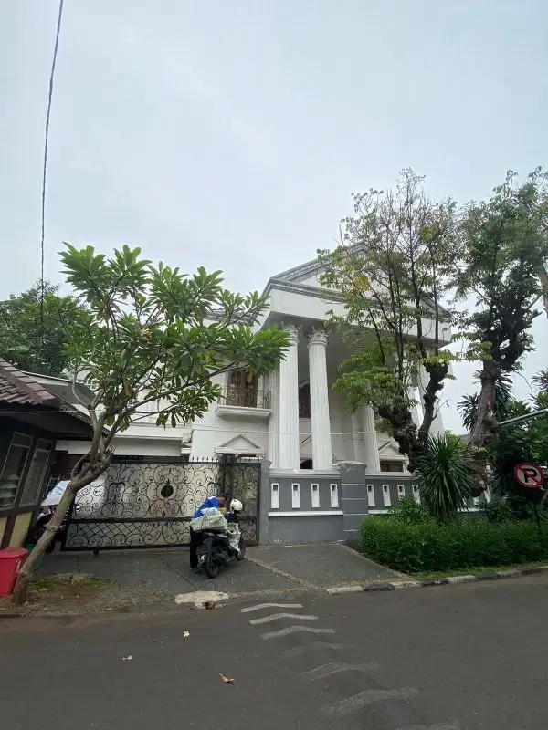 Rumah Dijual Dalam Cluster Siap Huni Di Pejaten Jakarta Selatan
