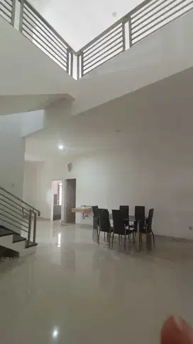 Dijual rumah di Nias Kelapa Gading