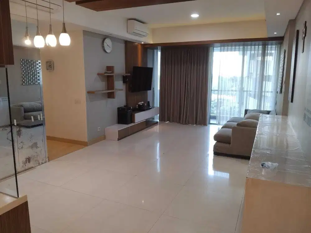 Dijual Cepat Apartemen St. Moritz Royal Suite Tower 2BR