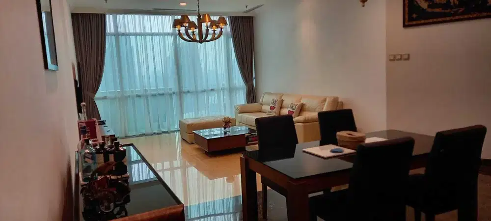 Dijual Cepat Apartment Bellagio Mansion With 3 Bedrooms, Furnished