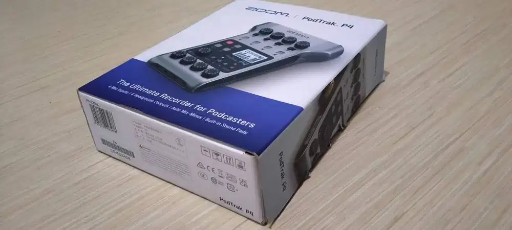 Zoom PodTrak P4 Portable Multitrack Podcast Recorder