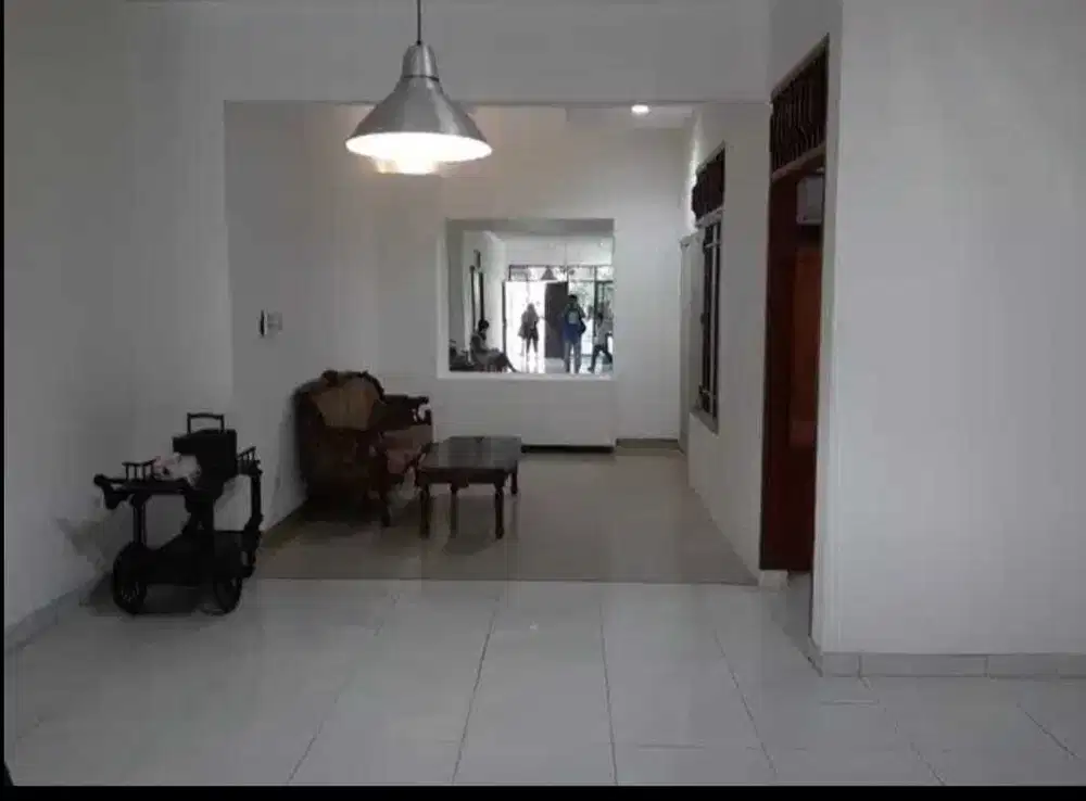 Dijual Rumah Taman Kebon Jeruk Intercon, Kembangan, Meruya Jakarta Bar