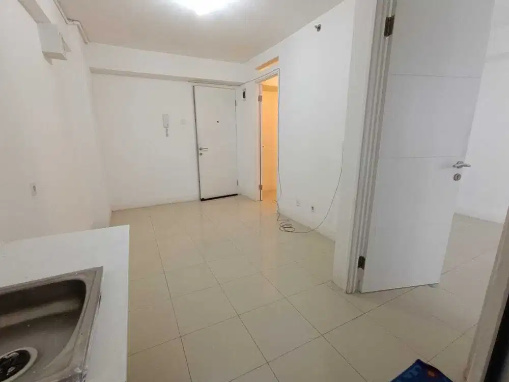 Sewa murah apartemen Bassura 2 Bedroom full Furnish, jakarta, Free IPL