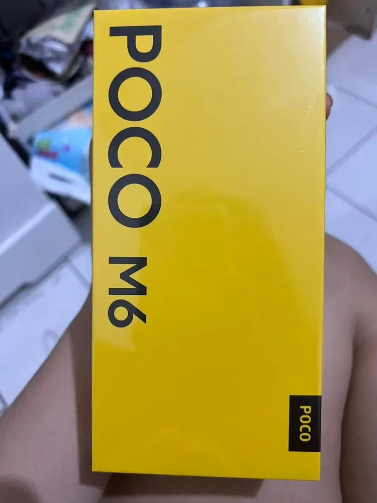 Xiomi POCO M6 silver
