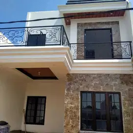 RUMAH 2,5 LANTAI MODERN CLASSIC EROPA MULAI 800 JUTAAN FREE BIAYA