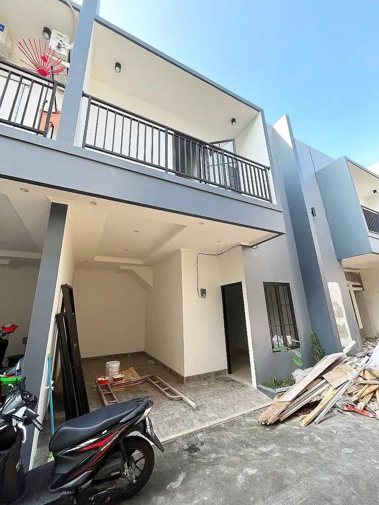 Dijual Rumah 2 Lantai Ready stok di Condet Jakarta Timur