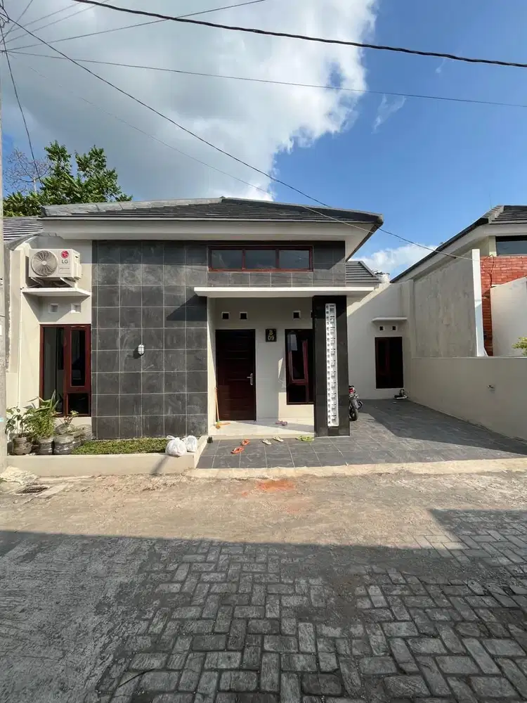 RUMAH MURAH DEKAT KE KOTA DEKAT KAMPUS UAD