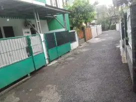Disewakan rumah di tanjung barat jaksel lokasi strategis dkt tol&aeon