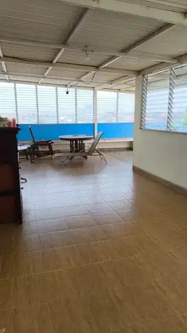 Rumah  Taman Kencana ( Uk 14 x18M)