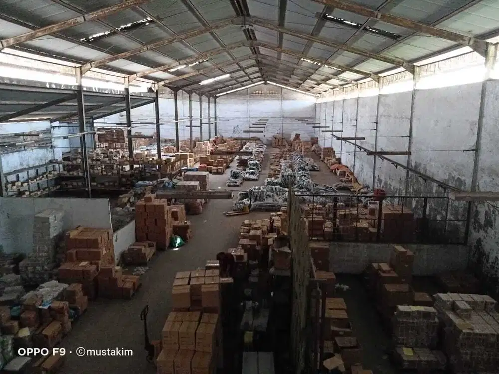 Dijual Cepat Gudang siap Pakai di Kalideres, Jakarta Barat.