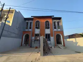 Medokan Sawah 2 Lantai ‼️ Rumah Baru Dekat UPN Rungkut Row 8 meter