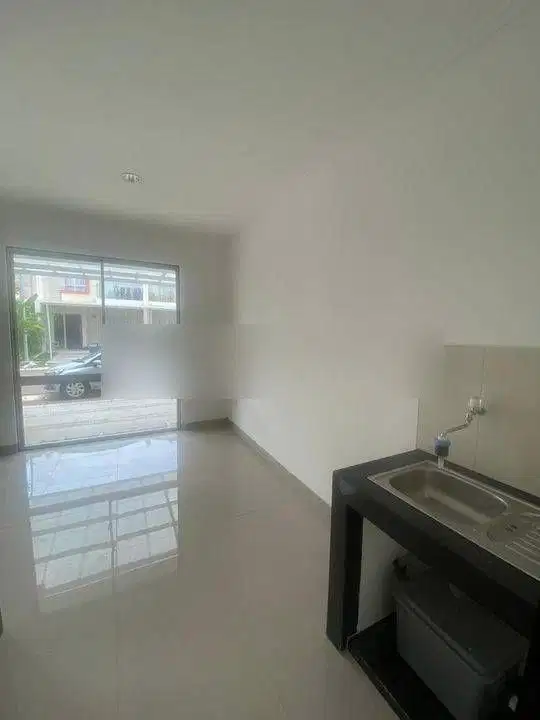 Disewakan Rumah Murah Pik 2 Uk 6x10 Nego