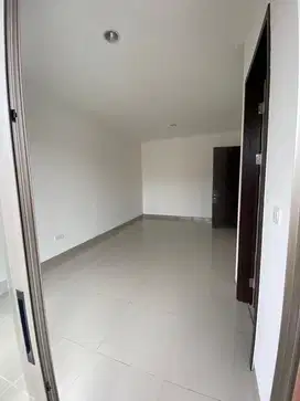 Di Sewakan Rumah Pik 2 Cluster Miami Ukuran 8x12,5 Unfurnish