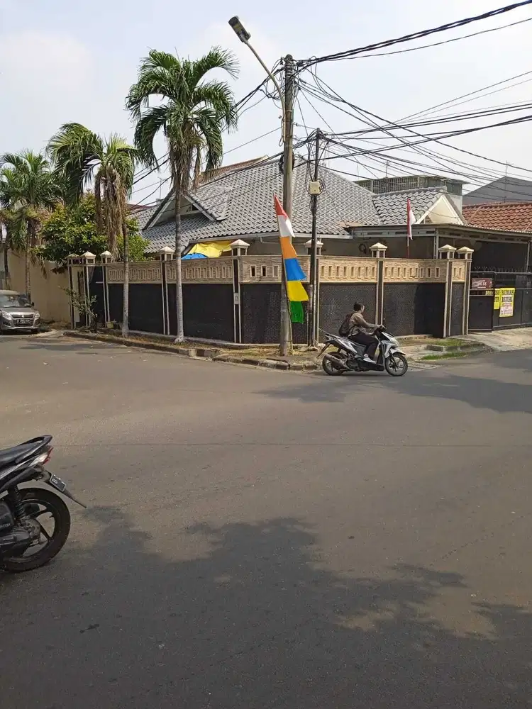 DIJUAL RUMAH HOEK CITRA GARDEN 1 KALIDERES JAKARTA BARAT