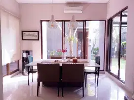 Dijual Rumah De Park Cluster Heliconia Siap Huni Bsd