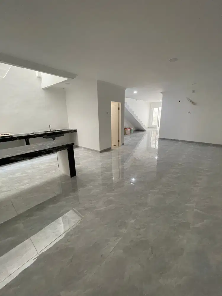 DIJUAL RUMAH BANGUNAN BARU DI MUARA KARANG 2 LT HARGA NEGO SAMPAI JADI